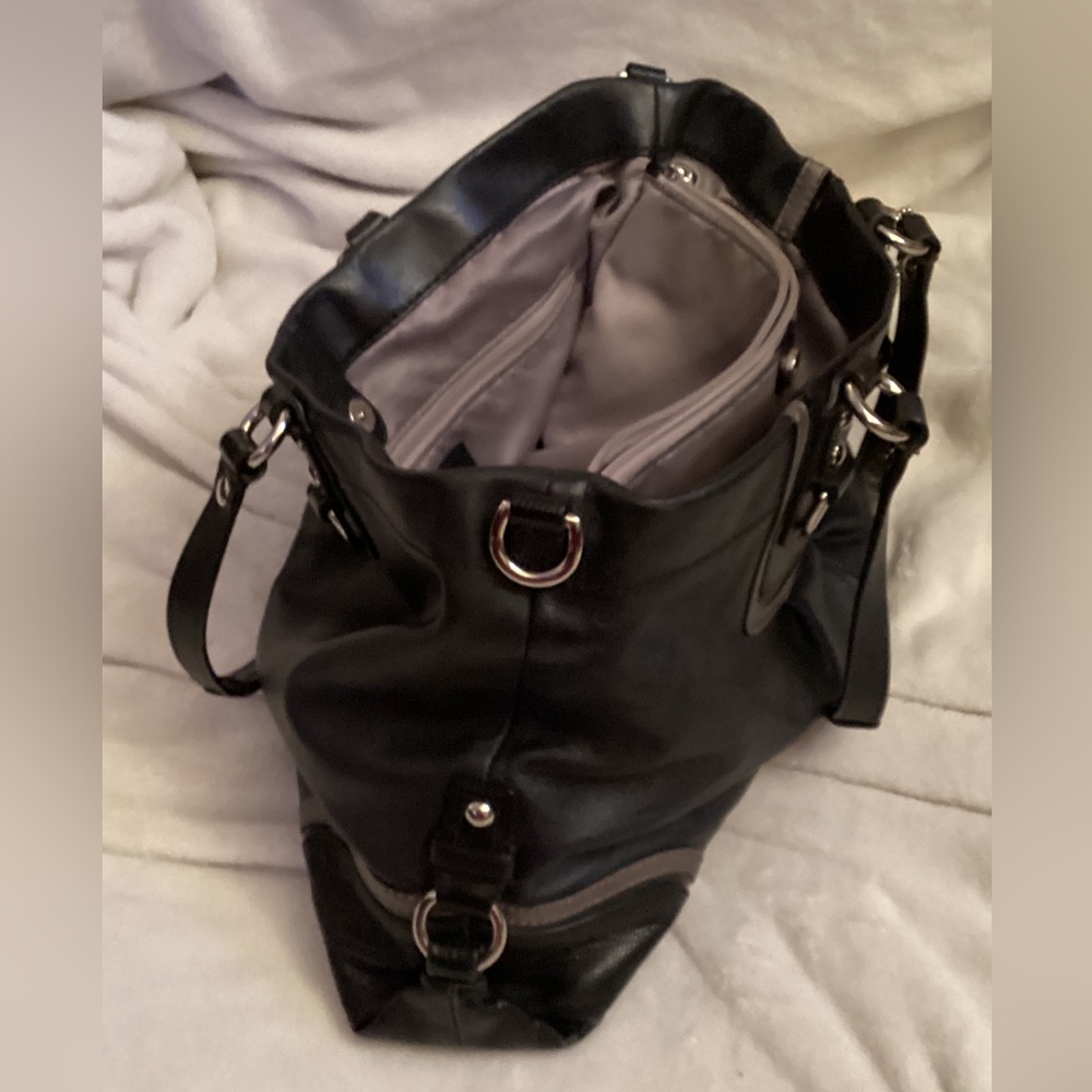 🔻Price Drop🔻👜 Coach Purse 👜 - Picture 5 of 13